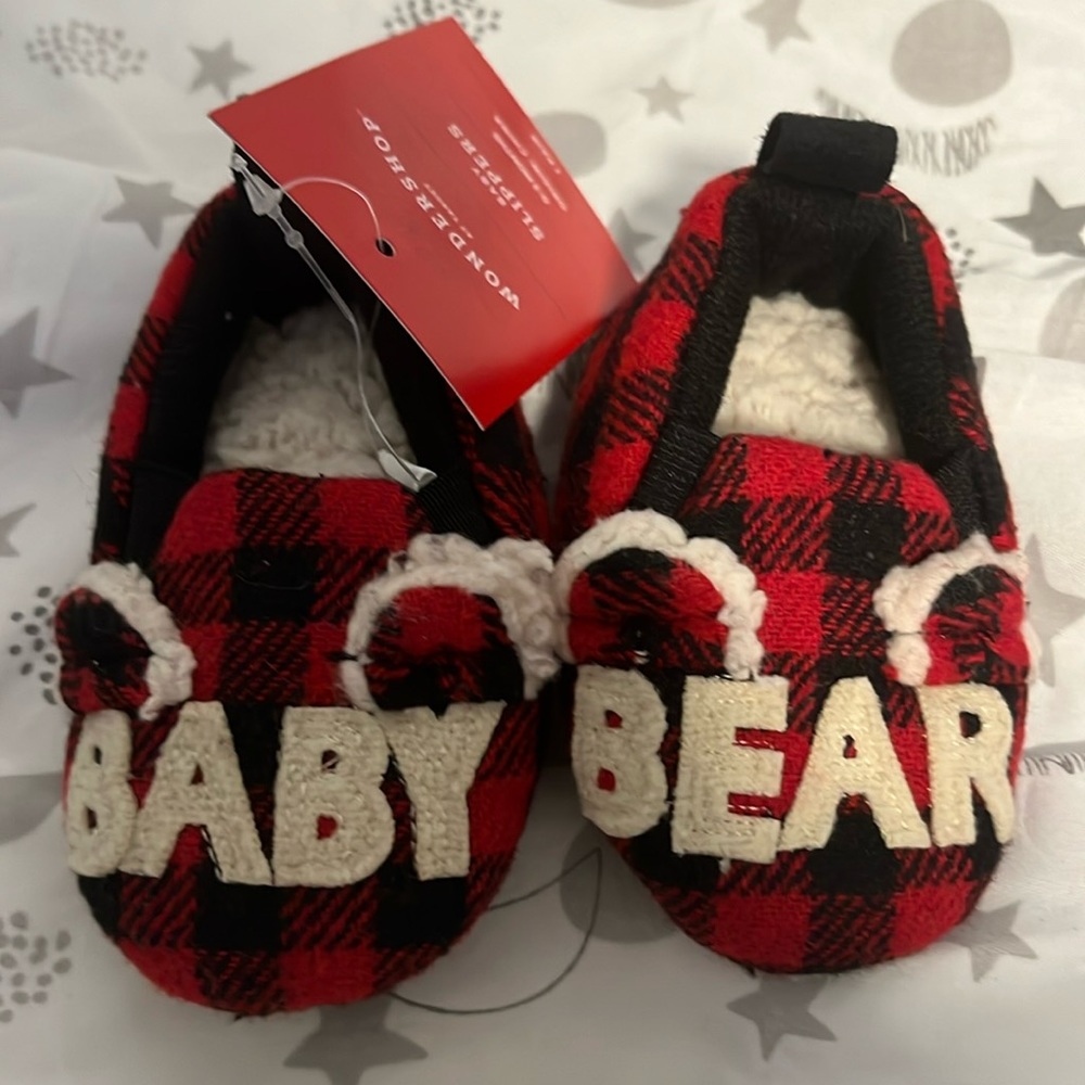 NWT baby bear plaid slippers